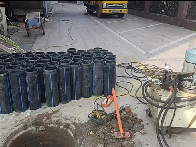 金台PE置换管厂家 DN315置换管 非开挖管短管置换